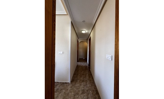Sale - Apartment / flat -
Torrevieja - Torrevieja - Centre