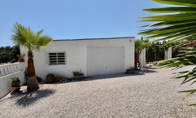 Sale - Finca / Country Property -
Torrellano