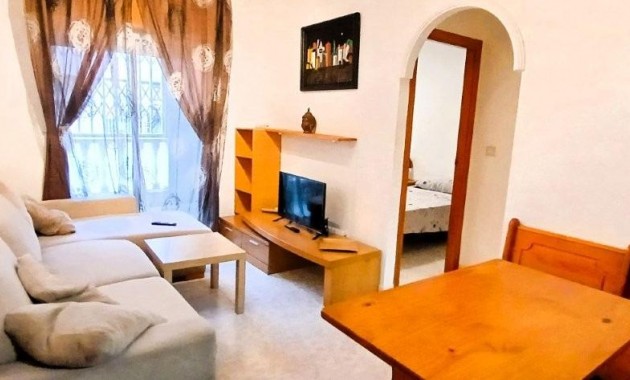 Sale - Apartment / flat -
Torrevieja - Estacion de autobuses