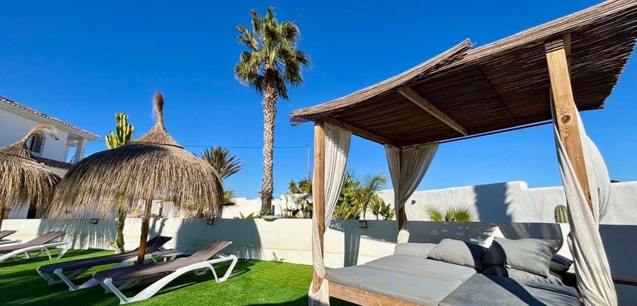 Venta - House -
San Miguel de Salinas - Pueblo 9