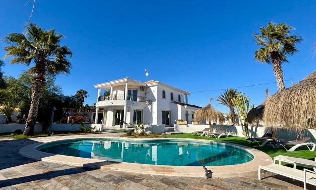 Venta - House -
San Miguel de Salinas - Pueblo 9