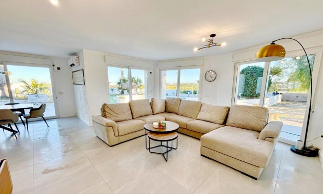 Venta - House -
San Miguel de Salinas - Pueblo 9