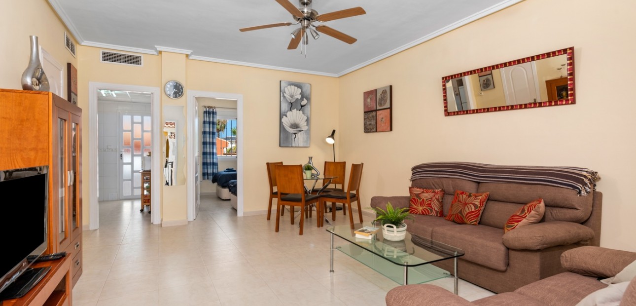 Sale - Townhouse -
Ciudad Quesada - Doña Pepa