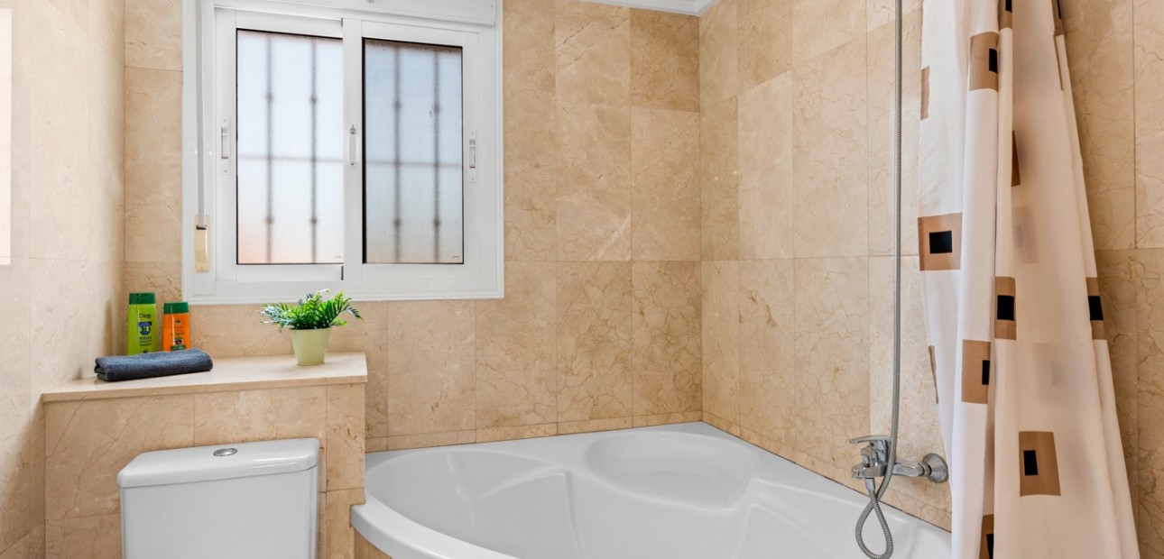 Sale - Townhouse -
Ciudad Quesada - Doña Pepa