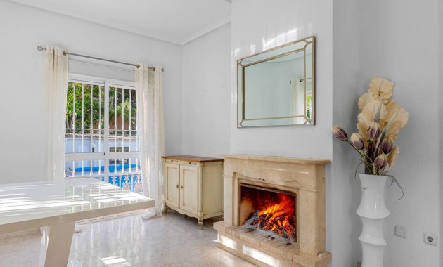 Sale - Detached Villa -
Ciudad Quesada - Doña Pepa