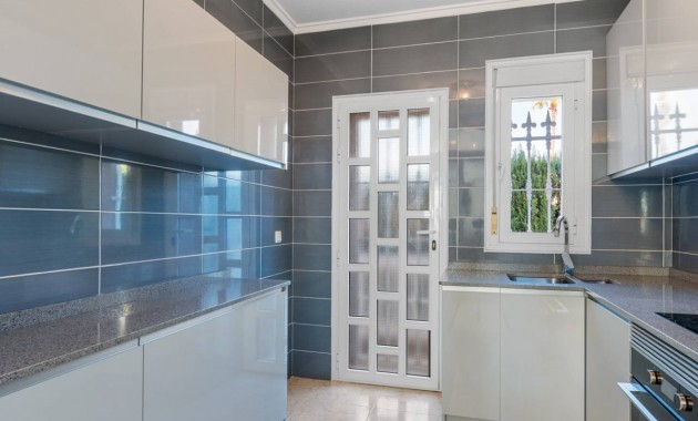 Sale - Detached Villa -
Ciudad Quesada - Doña Pepa