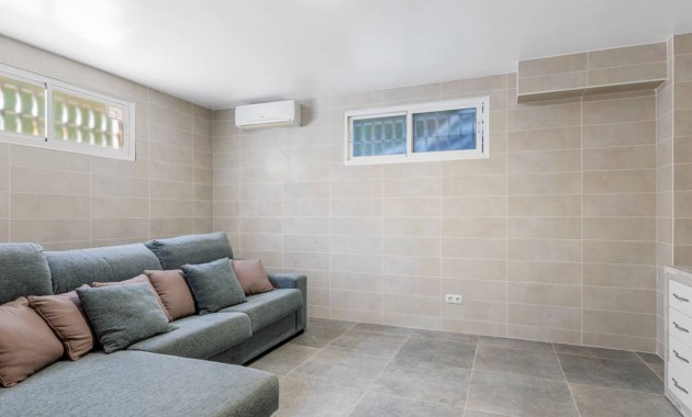 Sale - Detached Villa -
Ciudad Quesada - Doña Pepa