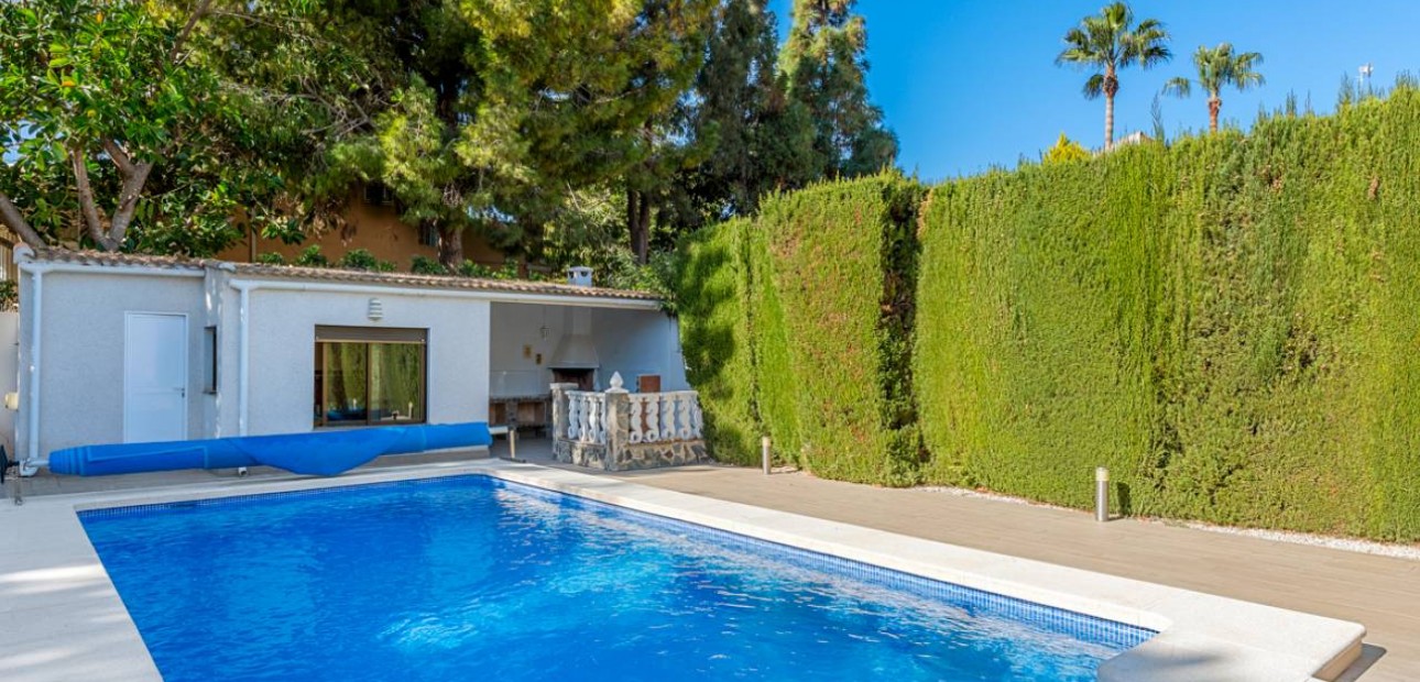 Sale - Detached Villa -
Ciudad Quesada - Doña Pepa