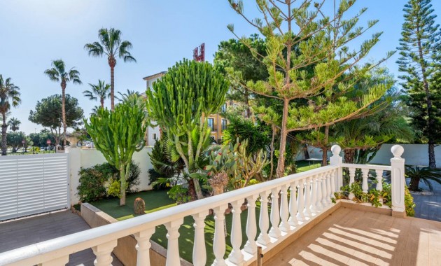 Sale - Detached Villa -
Ciudad Quesada - Doña Pepa