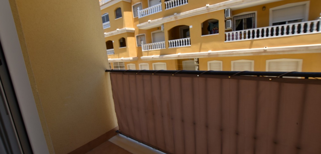 Venta - Apartamento / piso -
Formentera del Segura