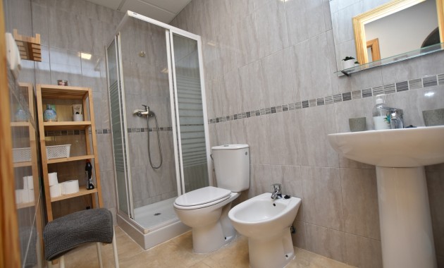 Venta - Apartamento / piso -
Formentera del Segura