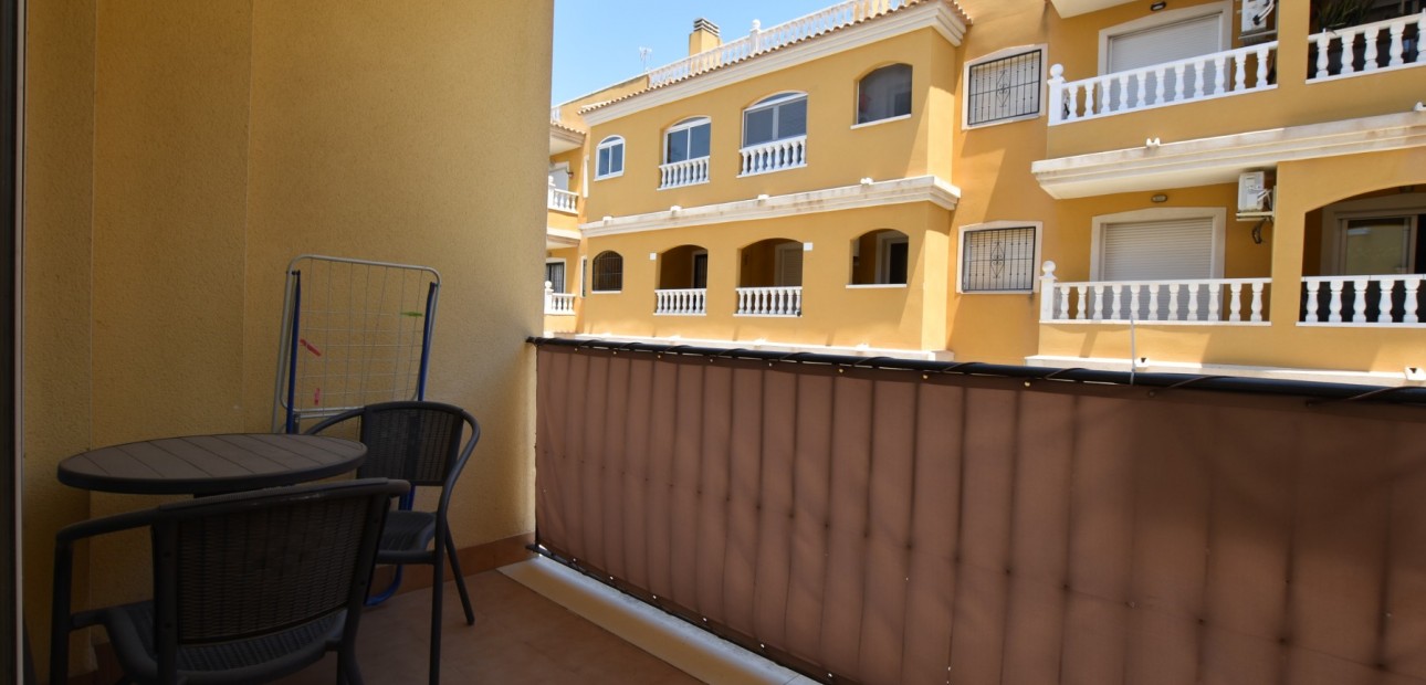 Venta - Apartamento / piso -
Formentera del Segura