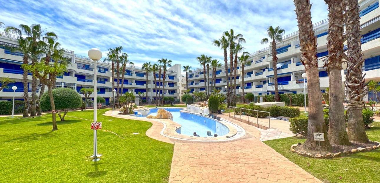 Venta - Apartamento / piso -
Orihuela Costa - Playa Flamenca