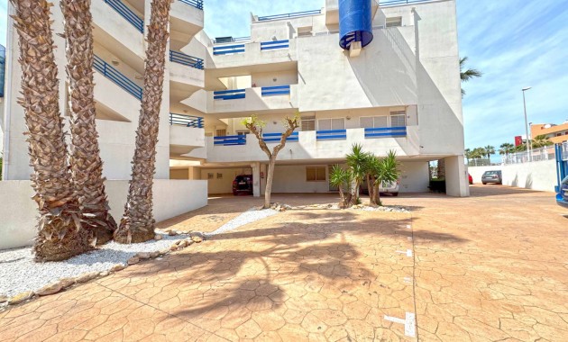 Venta - Apartamento / piso -
Orihuela Costa - Playa Flamenca