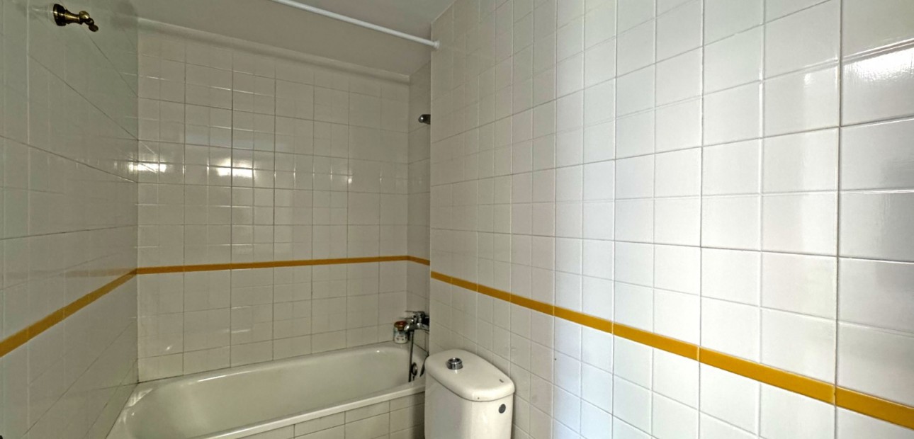 Venta - Apartamento / piso -
Orihuela Costa - Playa Flamenca