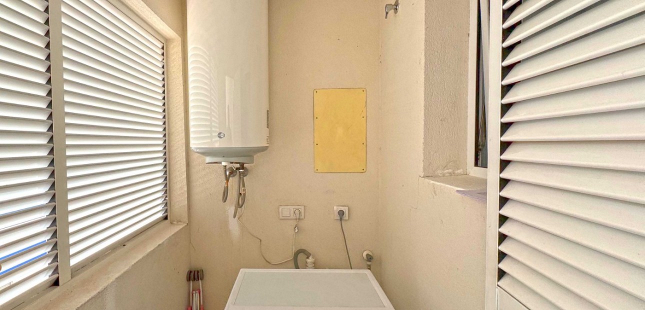 Venta - Apartamento / piso -
Orihuela Costa - Playa Flamenca