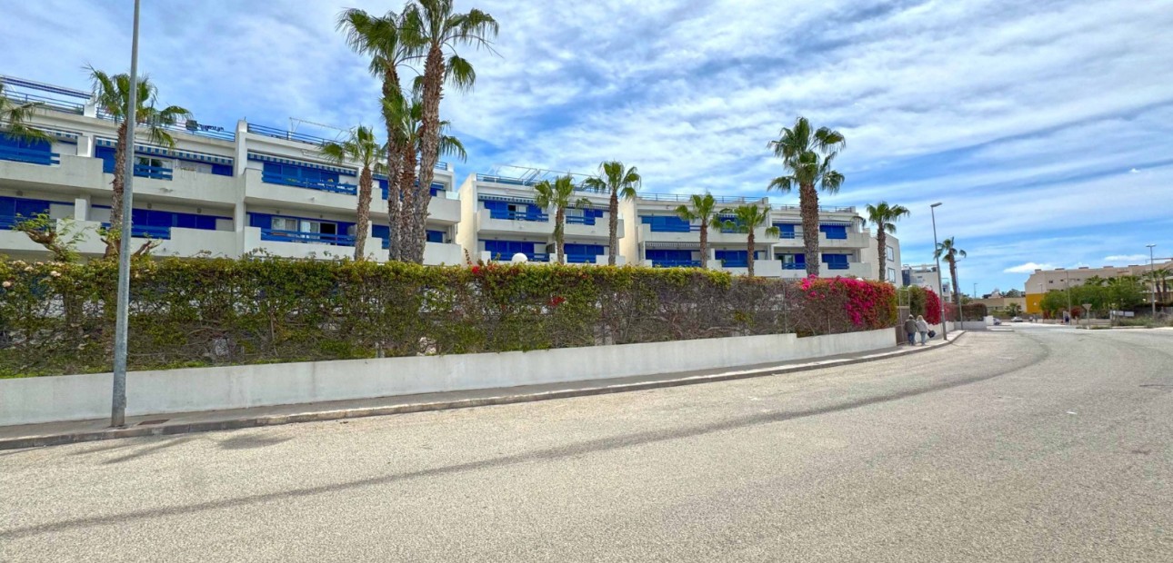 Venta - Apartamento / piso -
Orihuela Costa - Playa Flamenca