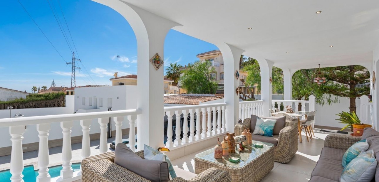 Sale - Detached Villa -
Ciudad Quesada - Town Center