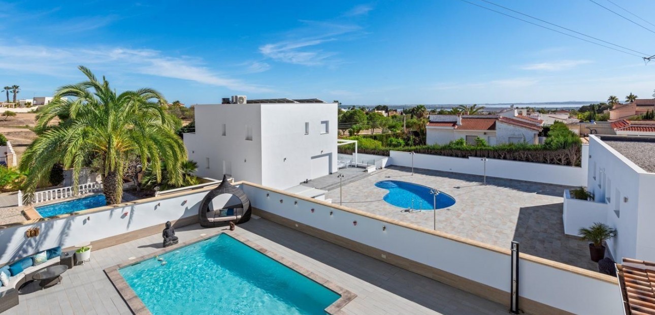 Sale - Detached Villa -
Ciudad Quesada - Town Center