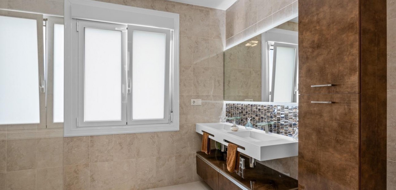 Sale - Detached Villa -
Ciudad Quesada - Town Center