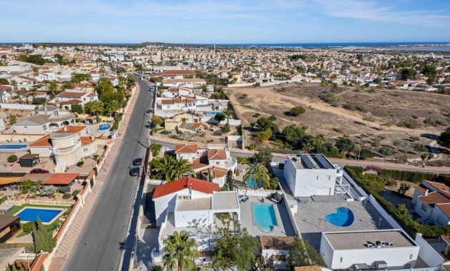Sale - Detached Villa -
Ciudad Quesada - Town Center