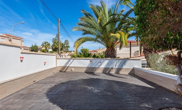 Sale - Detached Villa -
Ciudad Quesada - Town Center