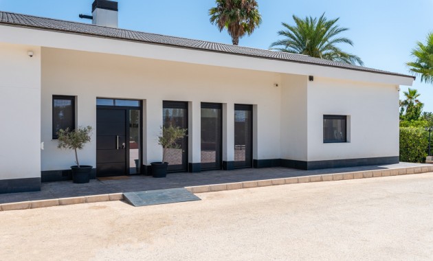 Sale - Detached Villa -
Elche