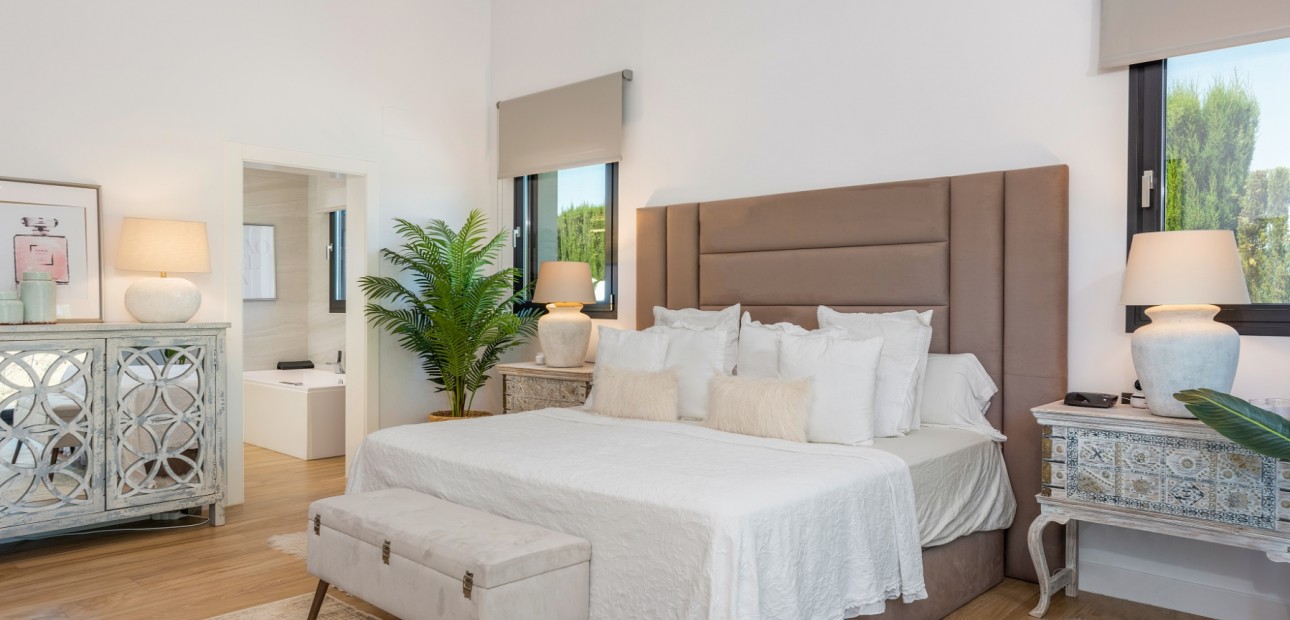 Sale - Detached Villa -
Elche