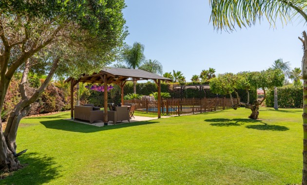Sale - Detached Villa -
Elche