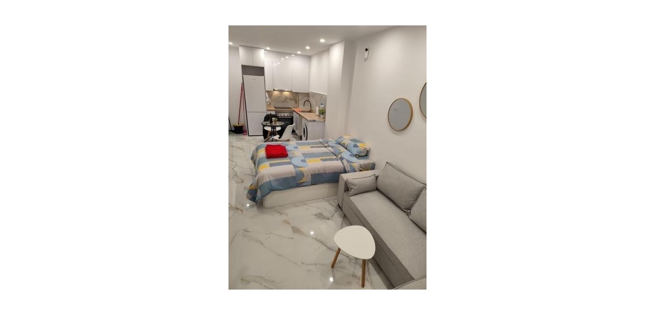 Sale - Studio -
Torrevieja - Acequion
