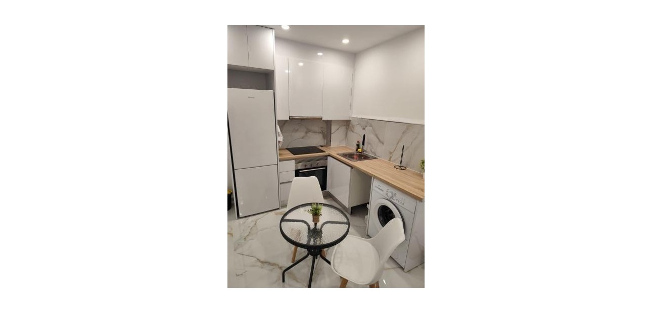 Sale - Studio -
Torrevieja - Acequion