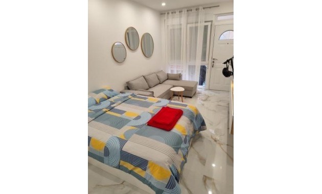 Sale - Studio -
Torrevieja - Acequion