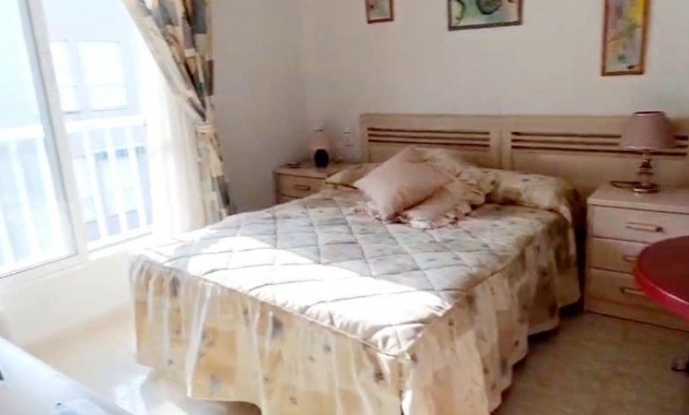 Sale - Apartment / flat -
Torrevieja - Estacion de autobuses