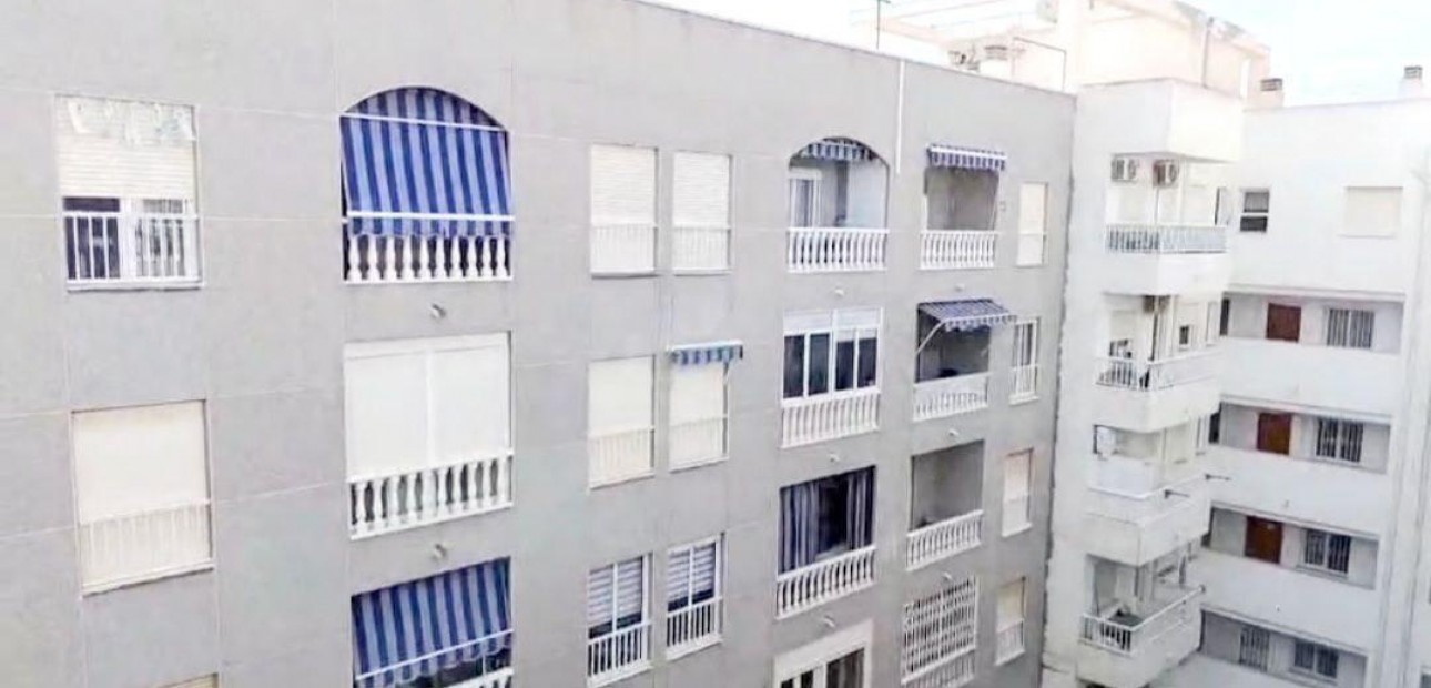 Sale - Apartment / flat -
Torrevieja - Estacion de autobuses