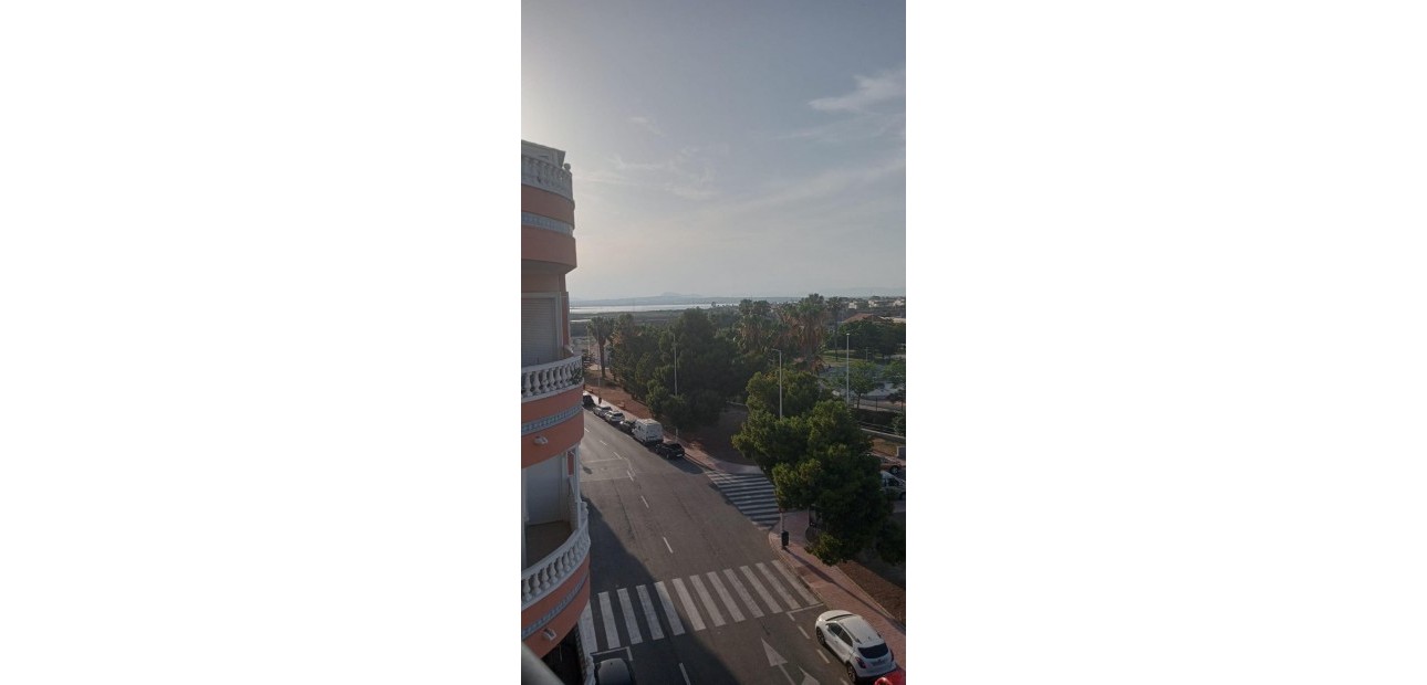 Sale - Apartment / flat -
Torrevieja - Acequion