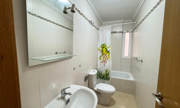 Herverkoop - Appartement / flat -
Formentera del Segura