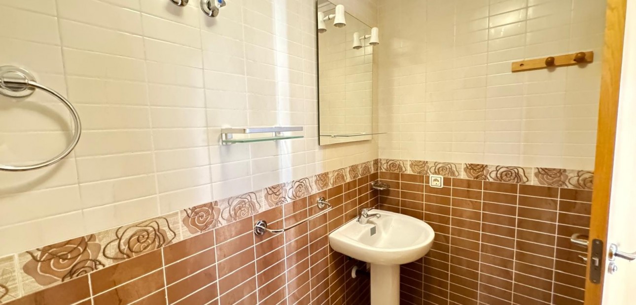 Herverkoop - Appartement / flat -
Formentera del Segura
