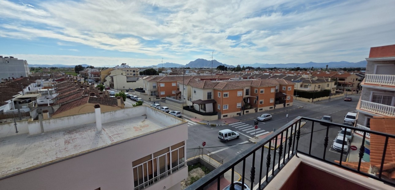 Venta - Apartamento / piso -
Almoradi - Centro