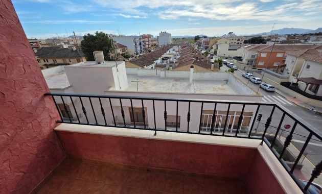 Venta - Apartamento / piso -
Almoradi - Centro
