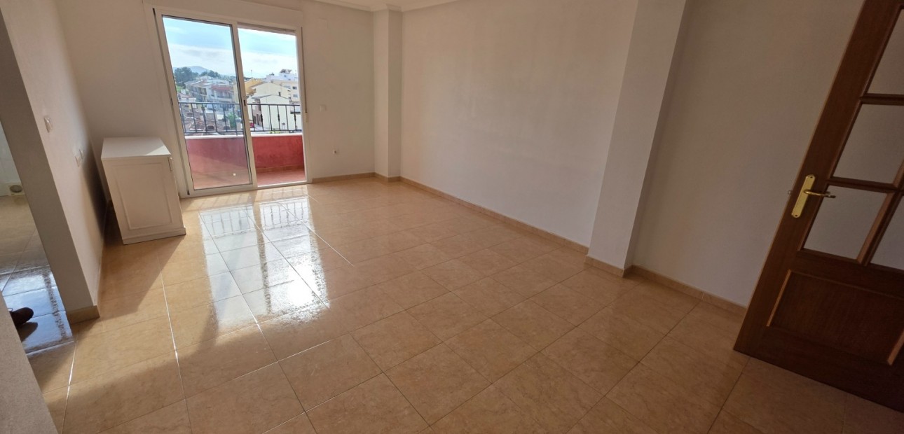 Venta - Apartamento / piso -
Almoradi - Centro