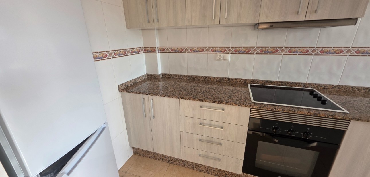 Venta - Apartamento / piso -
Almoradi - Centro