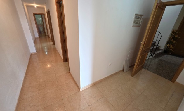 Venta - Apartamento / piso -
Almoradi - Centro