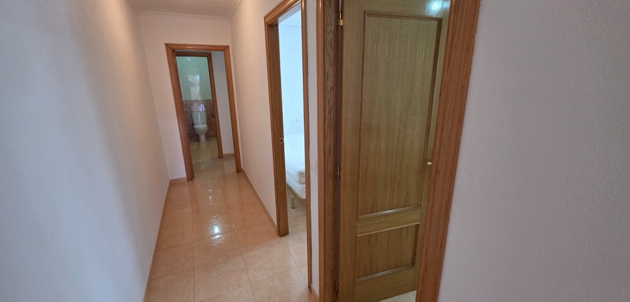 Venta - Apartamento / piso -
Almoradi - Centro