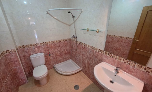 Venta - Apartamento / piso -
Almoradi - Centro