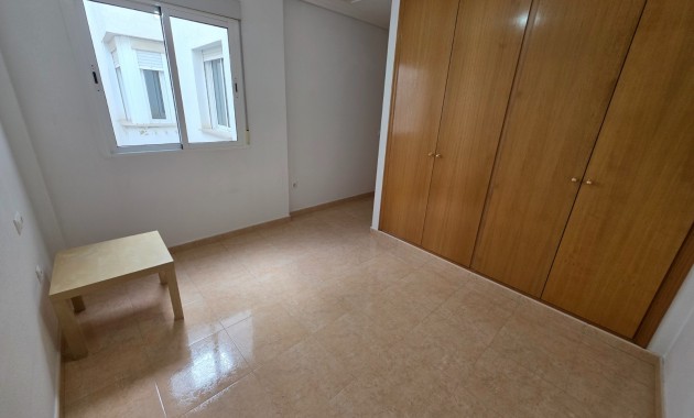 Venta - Apartamento / piso -
Almoradi - Centro