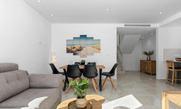 Sale - Villa -
San Miguel de Salinas