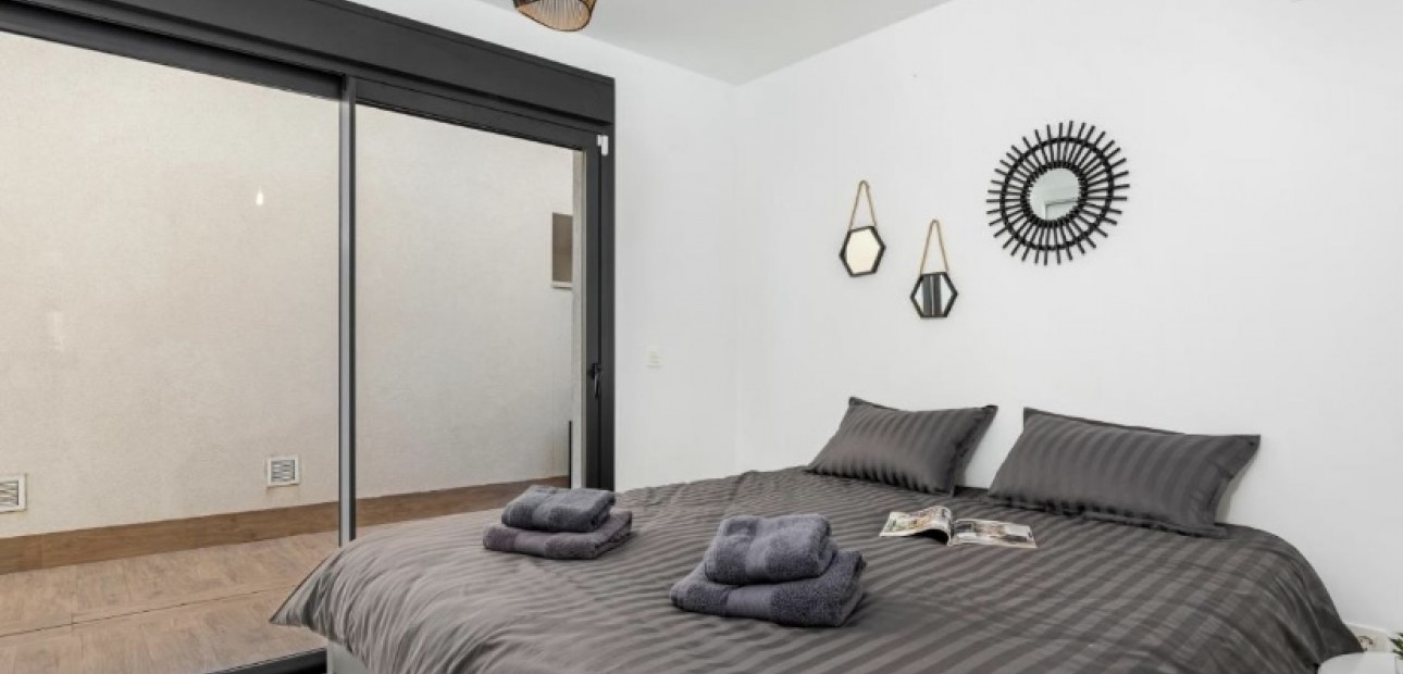 Sale - Villa -
San Miguel de Salinas