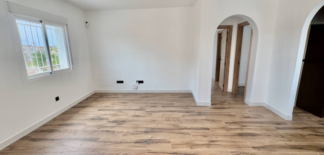 Sale - Villa -
Ciudad Quesada - Rojales