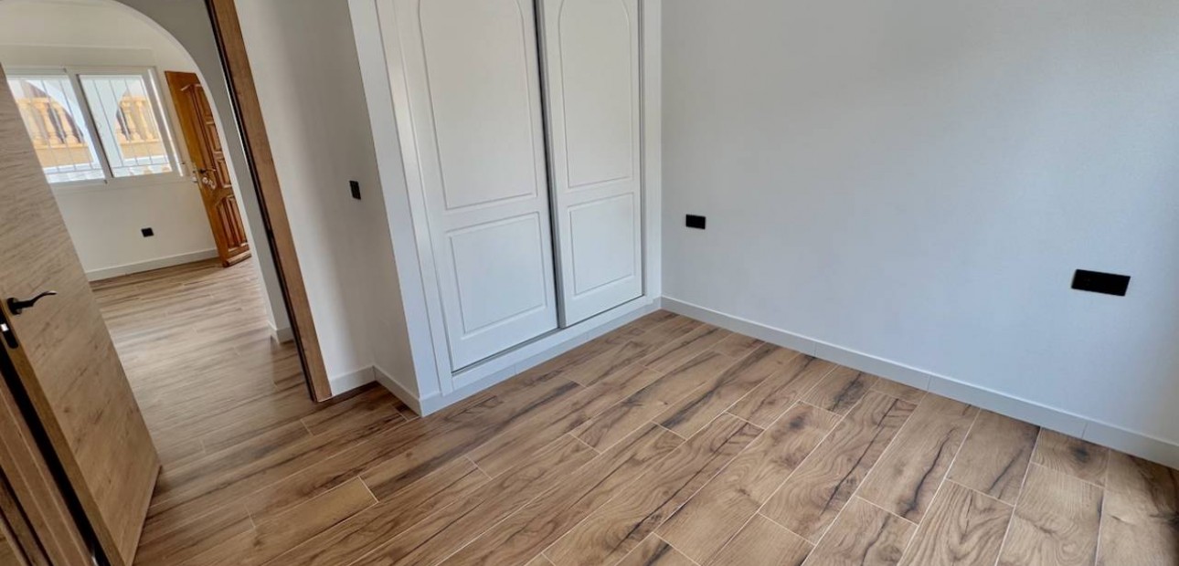 Sale - Villa -
Ciudad Quesada - Rojales