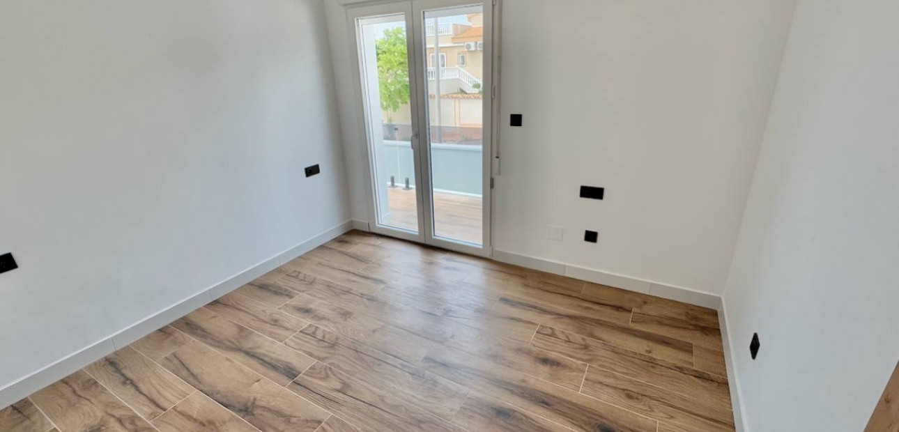 Sale - Villa -
Ciudad Quesada - Rojales